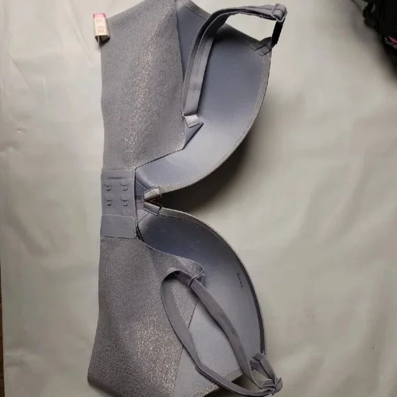 NWT 36C Victoria's Secret bra - Picture 4 of 7